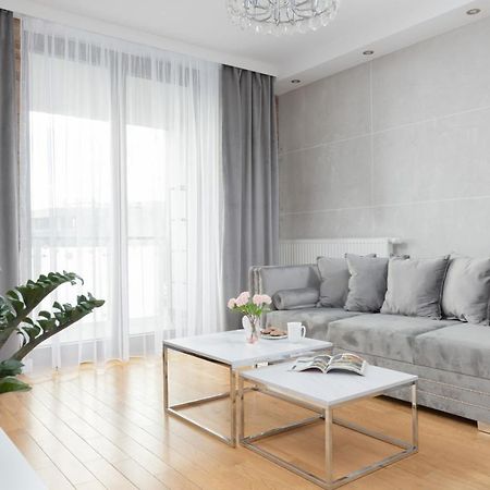 Warsaw Silver Residence By Renters Prestige Exterior foto